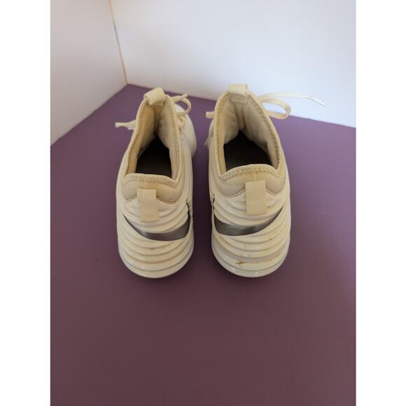 Nike Mike Trout White Baseball Cleats. Men's Size US 11. Metal studs. - Picture 4 of 8